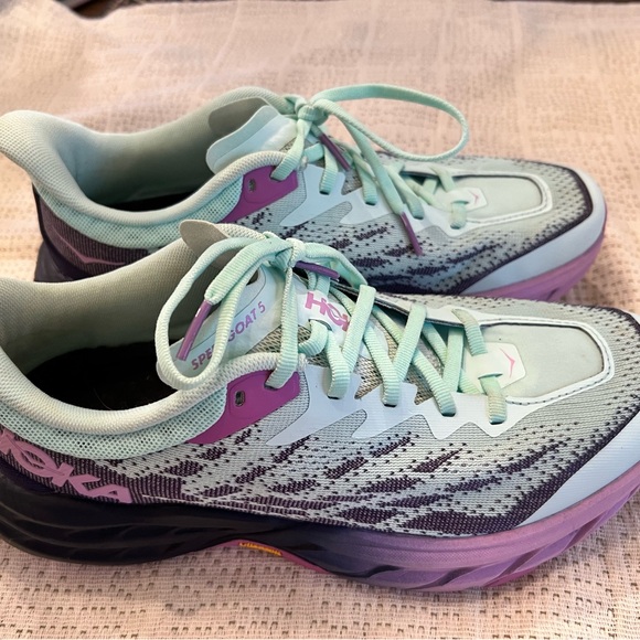 Hoka sneakers. - Picture 3 of 8